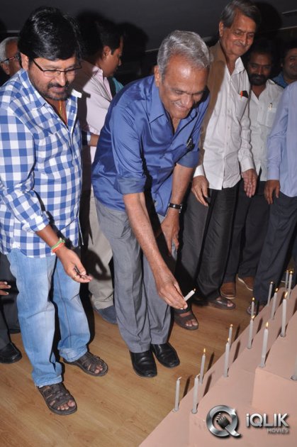 Jai-Bolo-Telangana-Movie-Team-Celebrates-T-State-Formation
